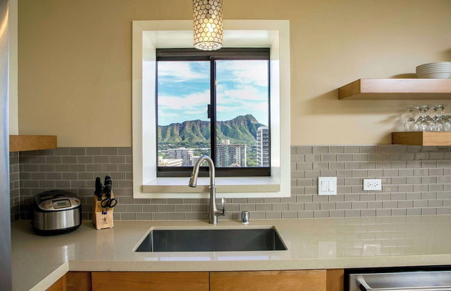 Aston Waikiki Beach Tower - Photo 18