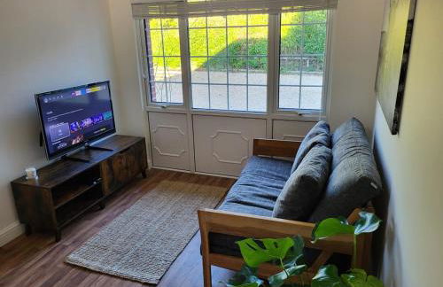 Little Brookfield - Photo 1