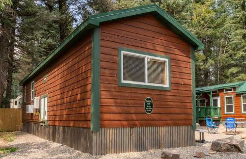 The Fox Den Cabin #14 at Blue Spruce RV Park & Cabins - Foto 4