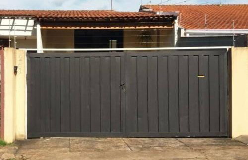 Casa Agradável, Arejada, Espaçosa, Perto de Tudo - Foto 41