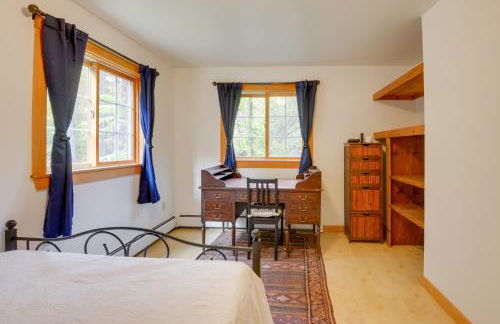 Charming Putney Home Porch, Grill and Hiking Trails - Foto 18