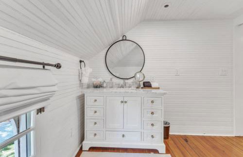 Newly Renovated Carriage House - Foto 25