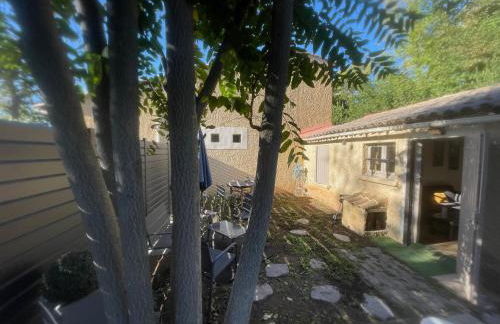 Jolie petite maison Avignon - Montfavet - Photo 14