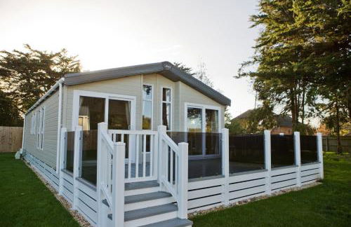 6 Berth Luxury Lodge in Christchurch, Dorset - Photo 4