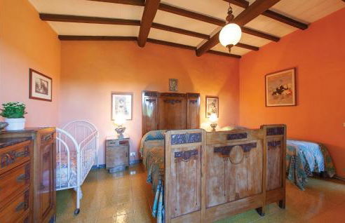 Cozy Home In Crespina Pi With Sauna - Foto 17