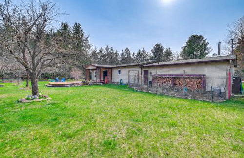 Dog-Friendly Michigan Home with Deck and Fire Pit! - Foto 22