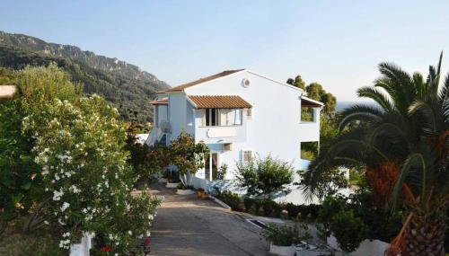 Agios Georgios - 2 Beds - Sleeps 4 - Free Parking - Foto 4