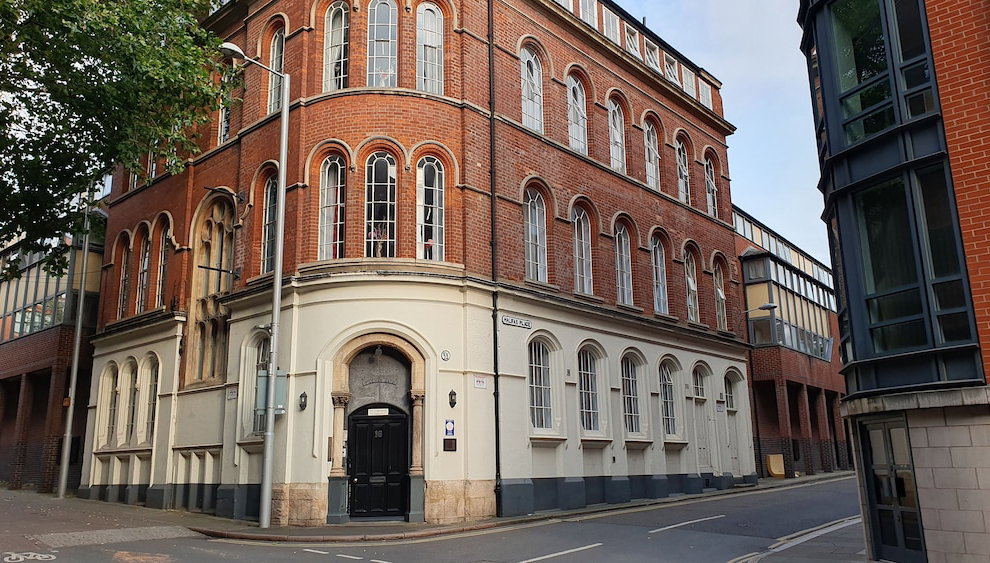 16 Pilcher Gate - Photo 1, Primary image