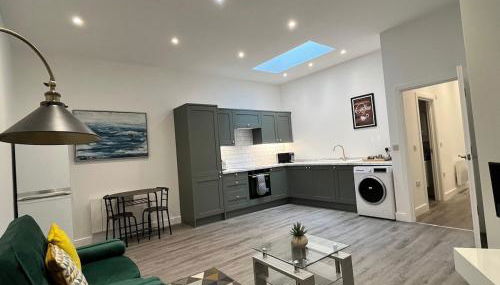 The Coastal Getaway - Photo 2