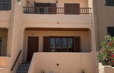 Adosado playa de la Mata con vistas al mar - Foto 1