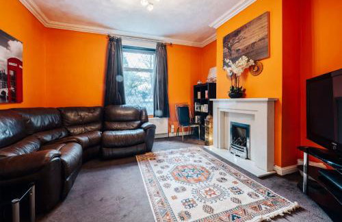 Luxury Unique Townhouse with Hottub & Pizza Oven - Foto 13