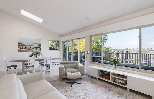 Spacious and Bright 5-bedroom Oasis Pool and Yard - Foto 7