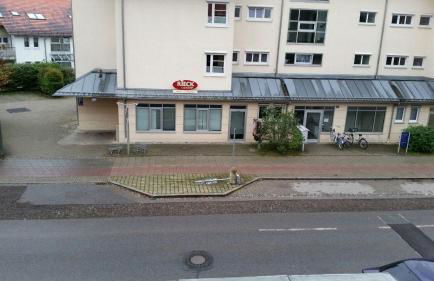 Bright by Trade Fair ICM 15 min direct to City Center 2-BedRoom full 2-BathRoom, free Parking, Balcony, Family and Business friendly - Foto 37