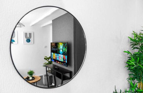 Three Bedroom House - Garden Space - Parking Included - Netflix Access - Parking - 74B - Foto 21