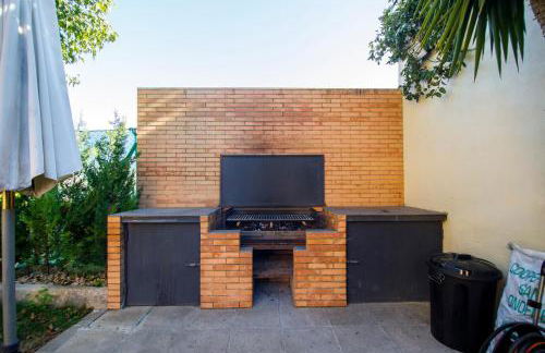 RentalSevilla Brisa del Aljarafe con piscina climatizada a 15 minutos de Sevilla - Foto 36