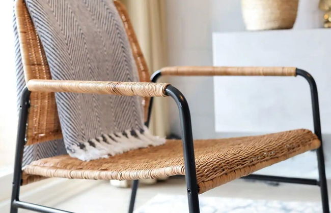 Modern Stay Near the Beach - Photo 20