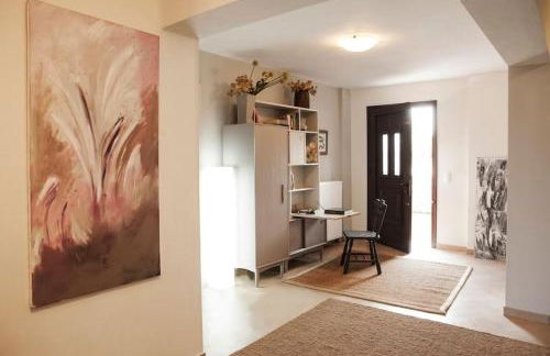 Bezeniko Amazing Arcadian Property! - Foto 4