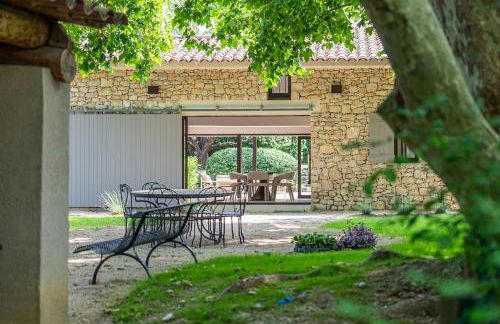 Magnifique villa au coeur de la campagne de Gordes - Photo 10