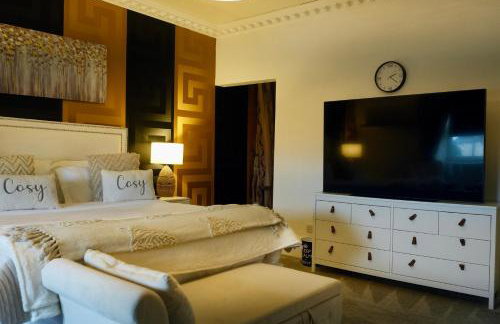 6BR House with Butler, Sauna & Hot Tub in Glasgow - Foto 40