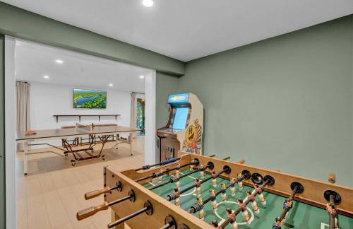 Lakefront Home, Hot Tub, Pool Access, Boats, Pets - Photo 30