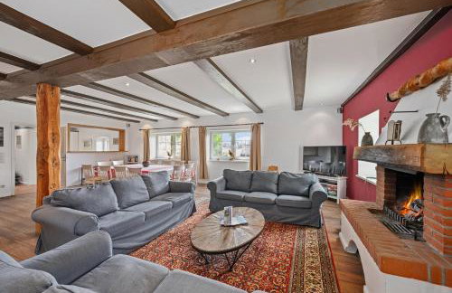 GUT KLETKAMP "Altes Backhaus" - Freistehendes Landhaus mit 7 Schlafzimmern I Kamin I Garten & Terrasse I 15 Min zur Ostsee I Parkplätze I Hundefreundlich I Bar I WLAN - Foto 4