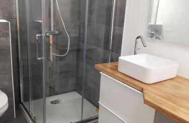 Ravissante suite avec terrasse, parking sur place - Foto 7