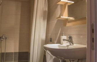 House Vraсhos-Loutsa - Foto 30