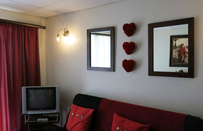 Self Catering 1 Bedroom Sofa Bedfull Bathroom Ideal for 4 Guets - Welcome - Foto 18