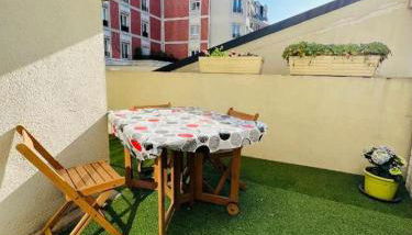 Charmant appartement en plein centre ville de Nogent sur Marne - Foto 4