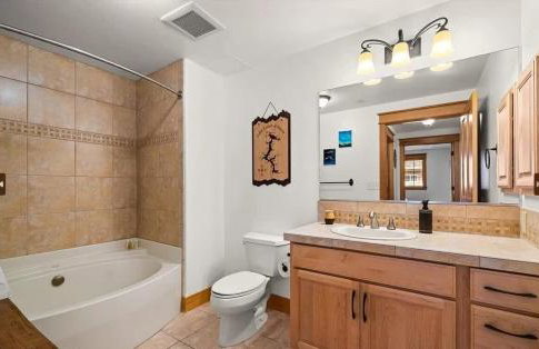 The Riverstone Riviera Affordable Mini City Getaway in CDA - Foto 8