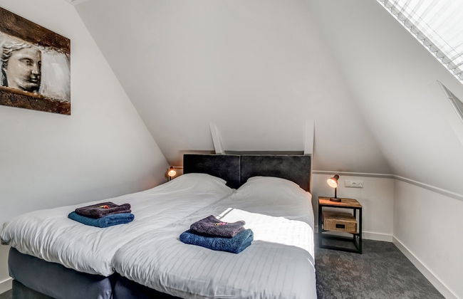 Stylish Farmhouse With Spa Tub - Foto 11