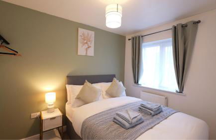 Central Getaway House with Parking, Garden, Wi-Fi - Foto 12