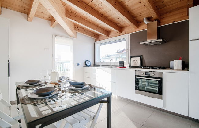 White Attic - by MyHomeInComo - Foto 28