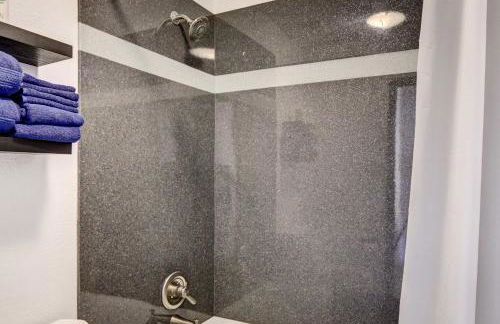 Pet-Friendly Las Vegas Home with Private Yard! - Photo 18