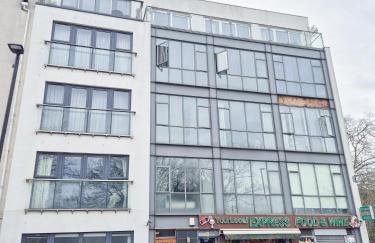 Promo Rate - Comfy Islington Studio Flat near Upper Street, Highbury & Angel Station with FREE WiFi by NourNest Apartments - Foto 22