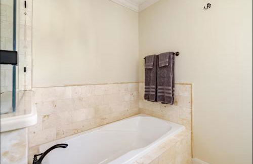 Lucky House 2 Tranquility in the Middle of Houston - Foto 32