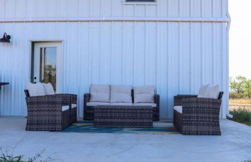 Gorgeous, secluded escape near River with Game room! - Photo 33