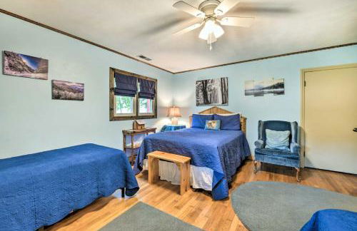 Campbell Retreat in Maggie Valley with Deck! - Foto 21