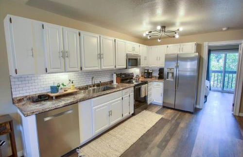 Wolf Creek Lodge Condo in Eden, UT - Relaxing Mountain Retreat - Foto 4