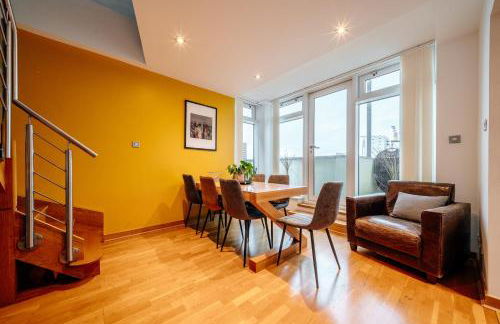 Weston's Penthouse sleep 11, 8 Beds Free Parking - Foto 40