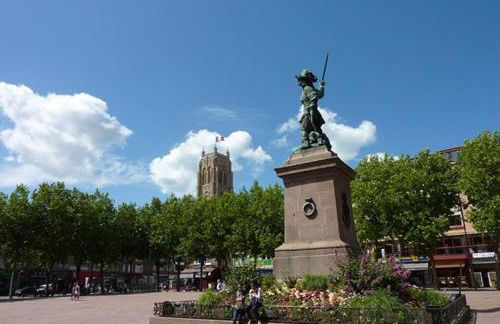 Maison de Ville restylée avec jardin, proche gare - Foto 22