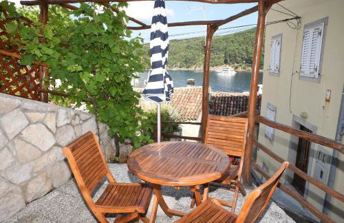 Apartment Anamarija Valun - Foto 9