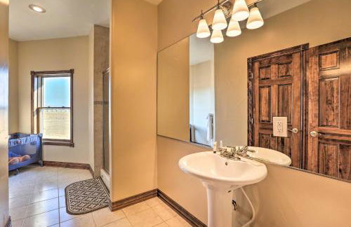 10 Mi to Barr Lake State Park Home with Mtn Views - Foto 28