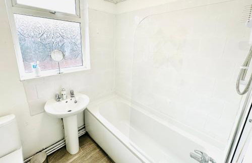 Brand New Lovely Flats by the Forest Tram Stop in Nottingham - Foto 47