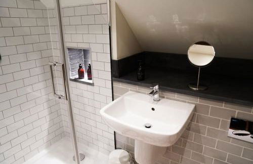 Beautiful farmhouse near Abergavenny - Sleeps 6-26 - Foto 45