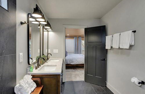 Walk to Bars and Restaurants in Fountain Square - Foto 12