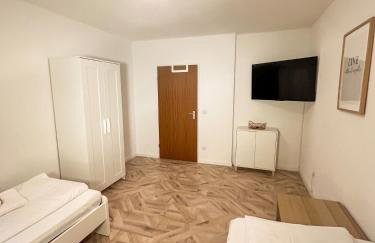 C4S - COME4STAY - Töging - InnStay - 3 Zi Apartment in Töging - 7Personen - Küche - Badezimmer - Balkon - SmartTV - WLAN - Foto 12