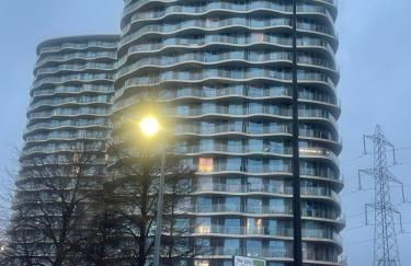 Luxury 1 Bedroom Apartment In London with Free parking - Foto 40