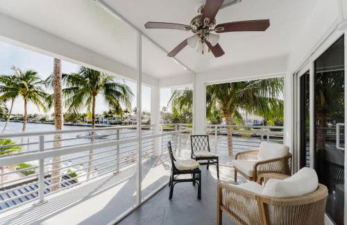 Boca Coastal Waterfront Stay - 2BR 2BA - Pool, Gym, Parking, Walk to Beach - Foto 2
