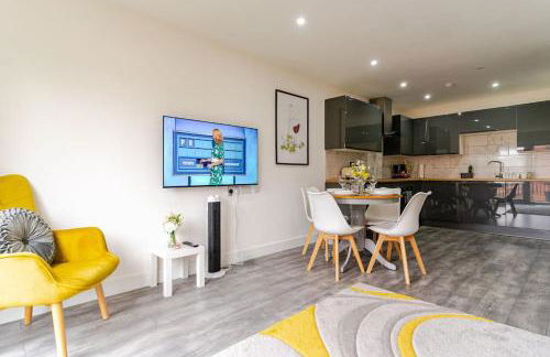 Bridge Court by Sterling Edge Apartments - Luxury Aparthotel - Stylish 1-bed Apartments - Balcony with Canal View or Private Garden - Free Parking - Foto 16